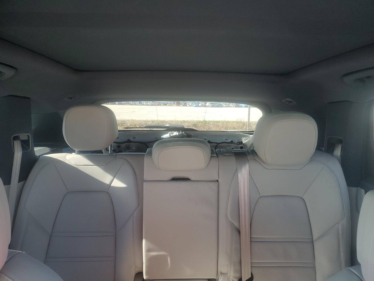 PORSCHE CAYENNE BASE