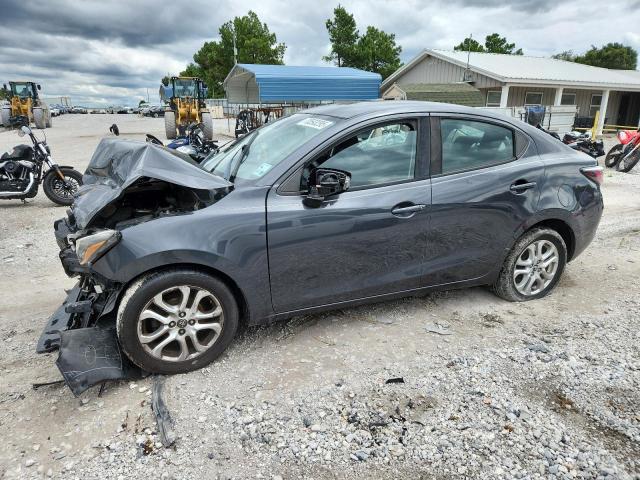 TOYOTA YARIS IA