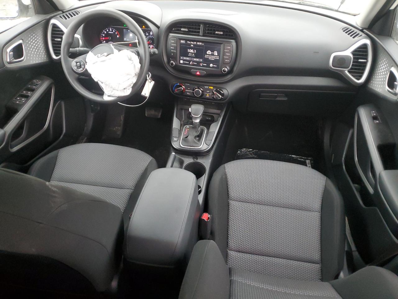 KIA SOUL LX