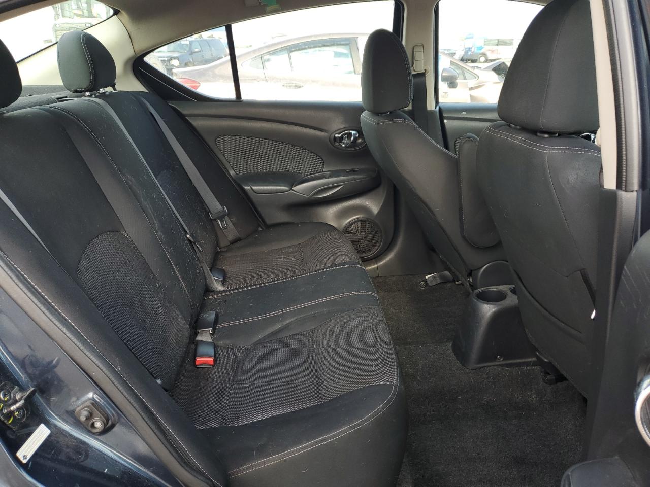 NISSAN VERSA S