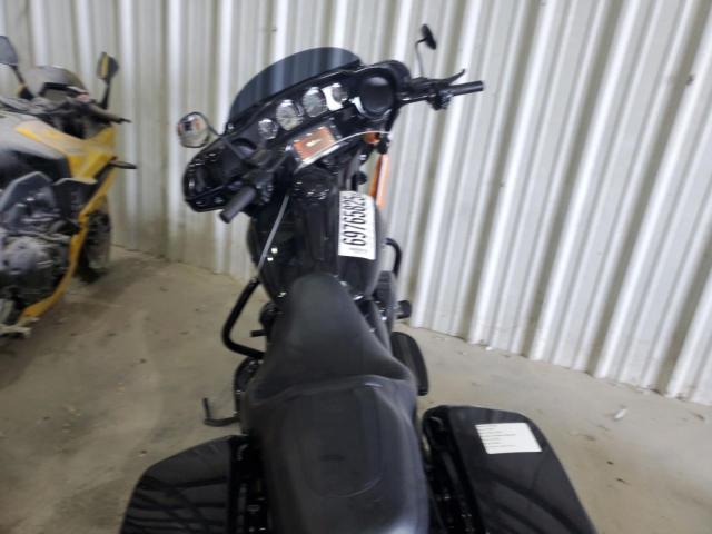 2018 HARLEY-DAVIDSON FLHXS STRE 1HD1KRC15JB651829