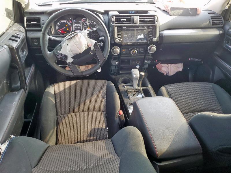 2020 TOYOTA 4RUNNER SR JTEBU5JR8L5817226