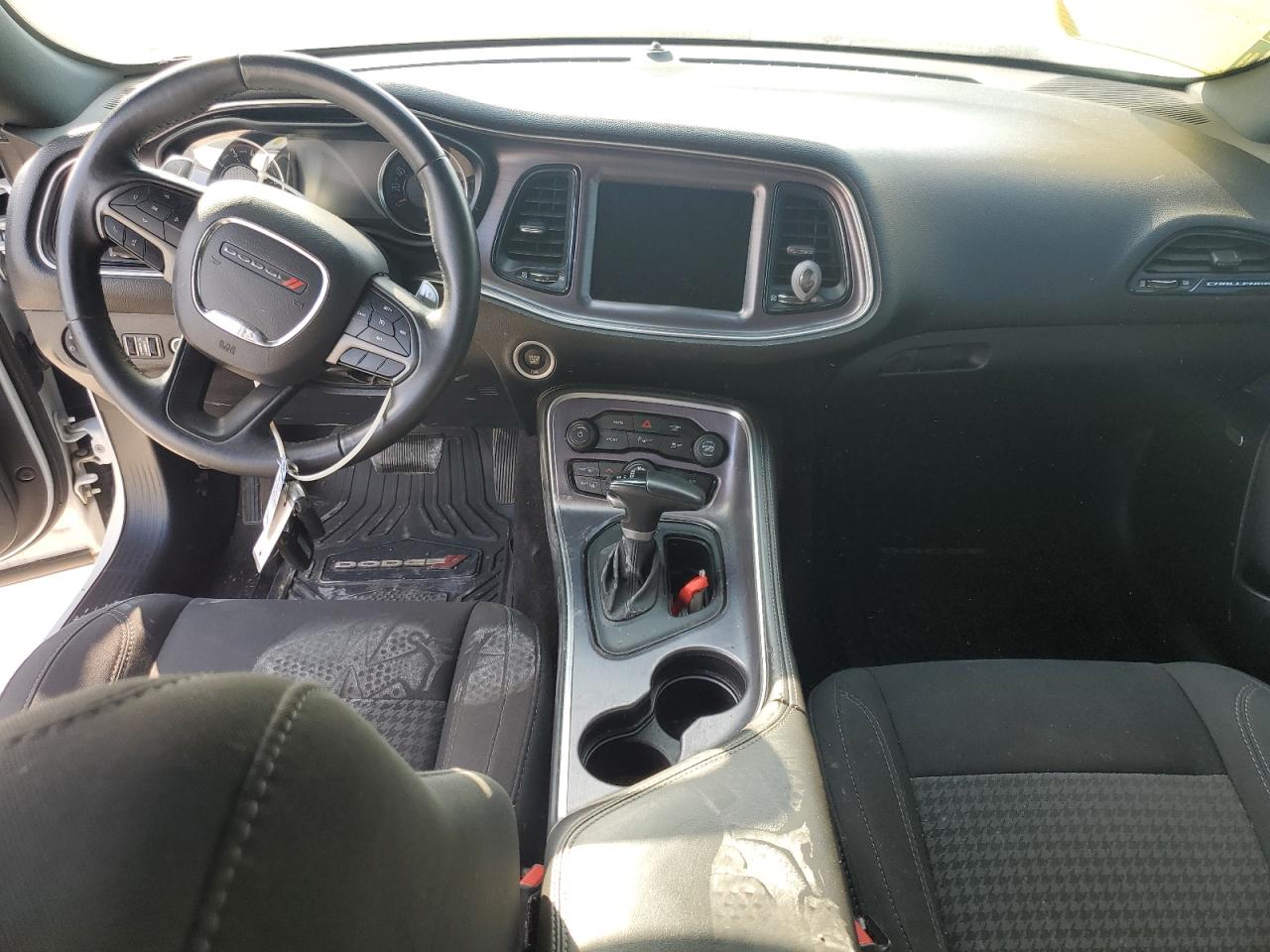 DODGE CHALLENGER SXT