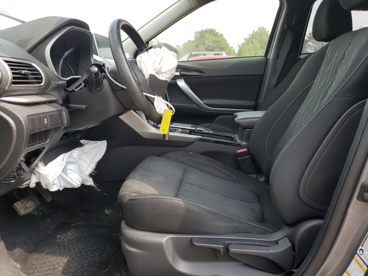 MITSUBISHI ECLIPSE SE