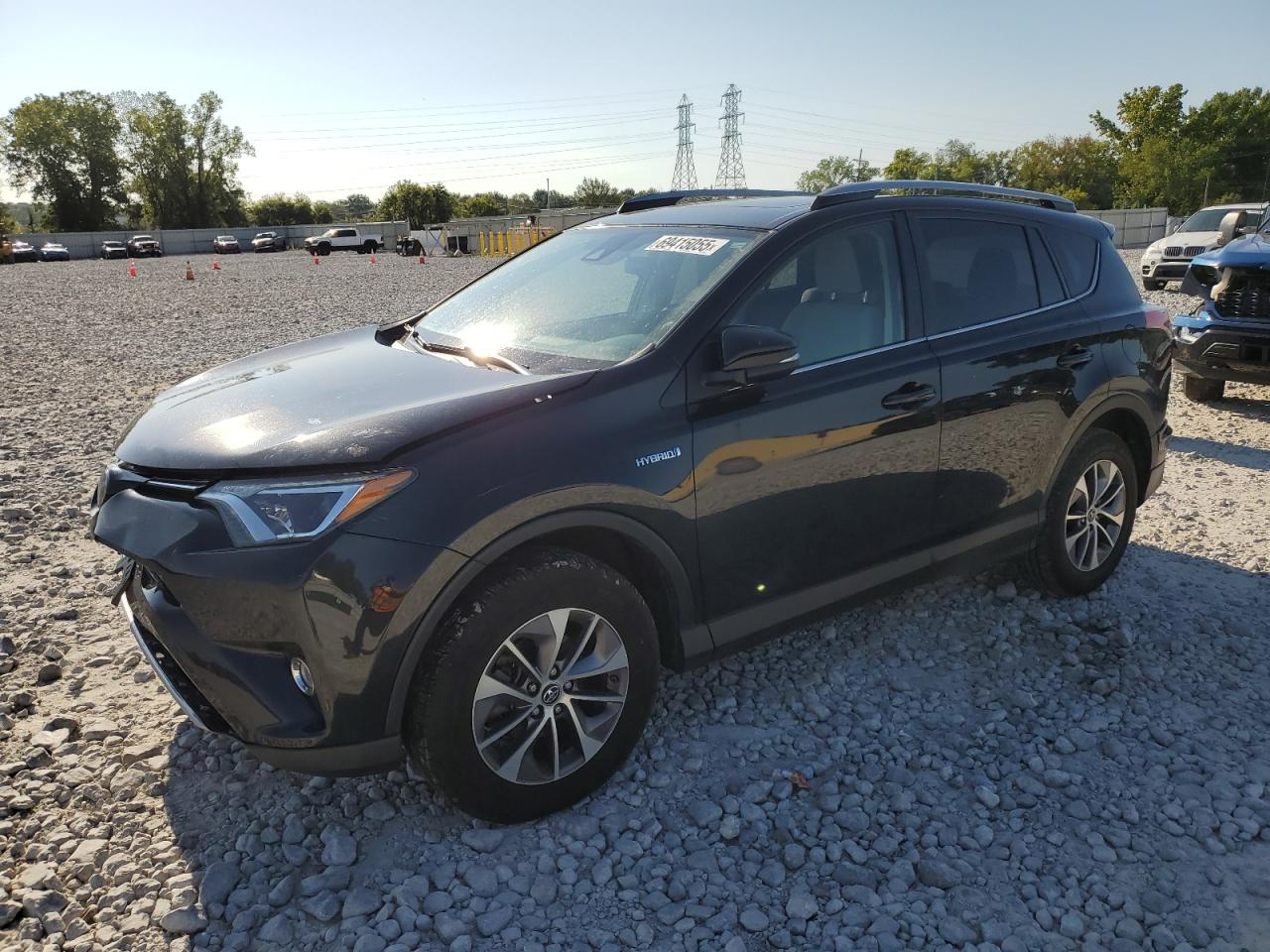 TOYOTA RAV4 LE