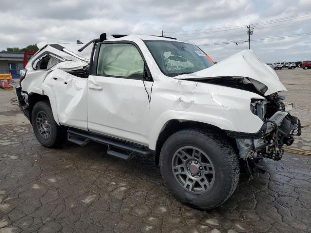 2020 TOYOTA 4RUNNER SR JTEBU5JR1L5832280