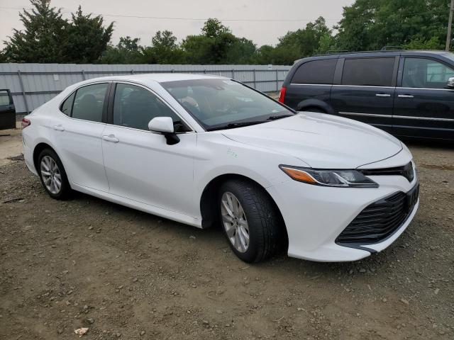 2018 TOYOTA CAMRY L - 4T1B11HK4JU086033