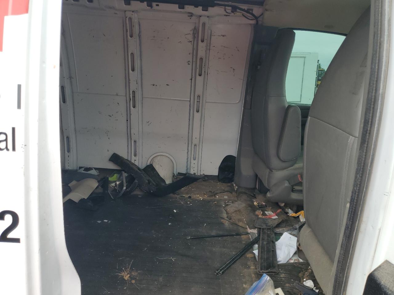 CHEVROLET EXPRESS CARGO 3500