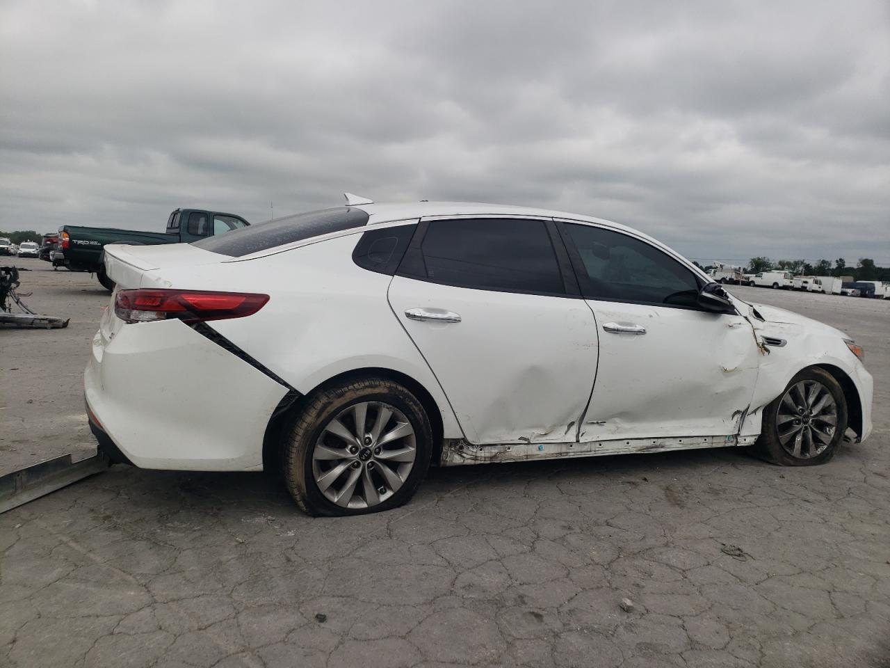 Lot #3302823894 2018 KIA OPTIMA LX