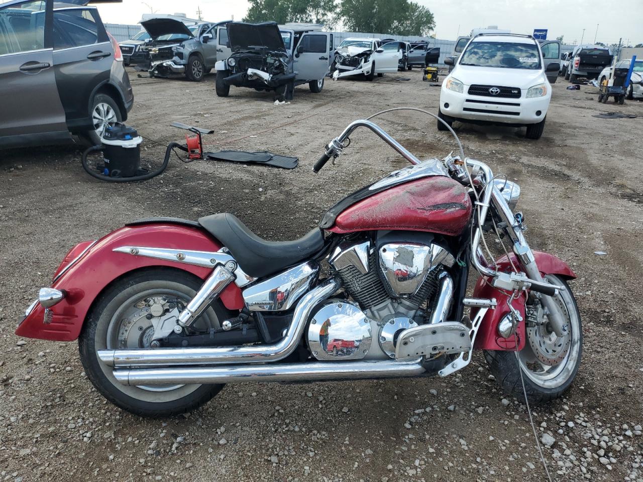 Lot #3265080874 2005 HONDA VTX1300 R