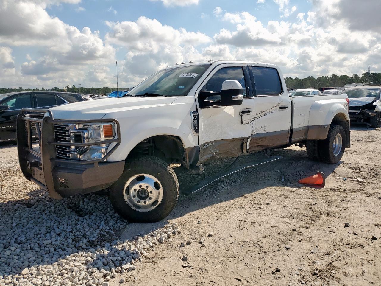 FORD F-350 SUPER DUTY