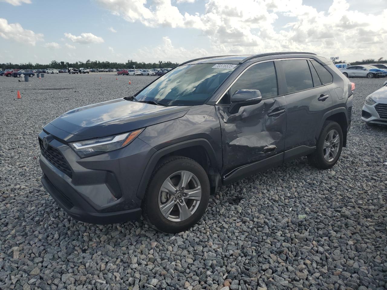 TOYOTA RAV4 XLE