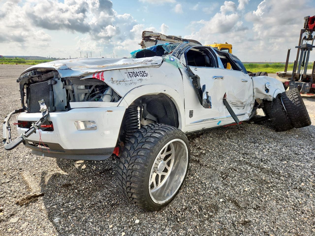 RAM 3500 LONGHORN