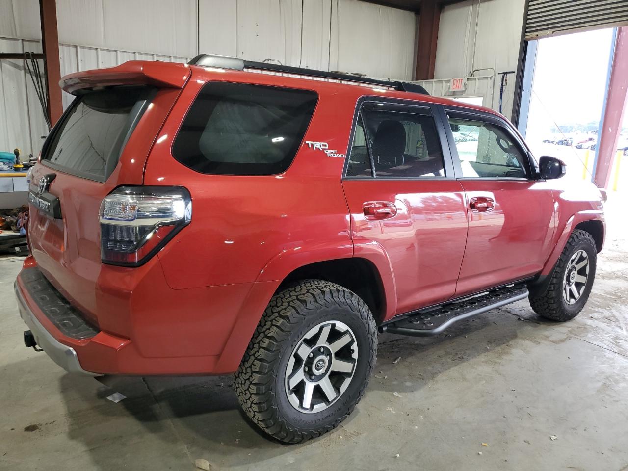 TOYOTA 4RUNNER SE
