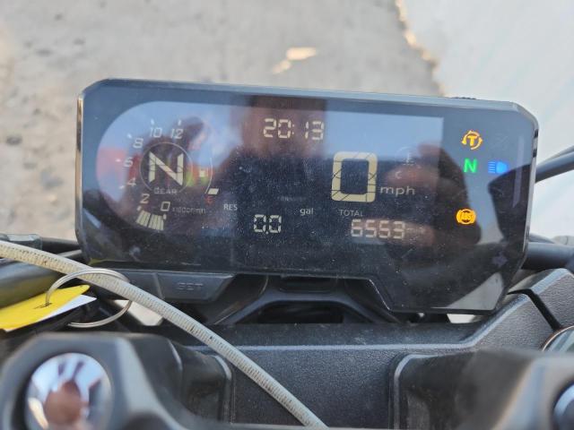 2021 HONDA CB650 RA MLHRH025XM5200110
