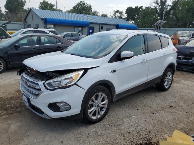 Global Auto Auctions: 2019 FORD ESCAPE SE