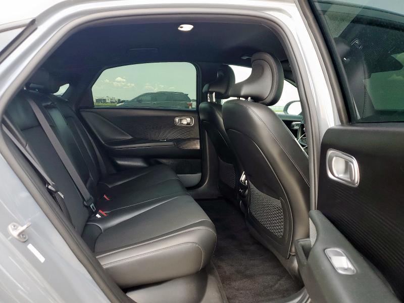 2023 HYUNDAI IONIQ 6 SE KMHM34AA7PA040213