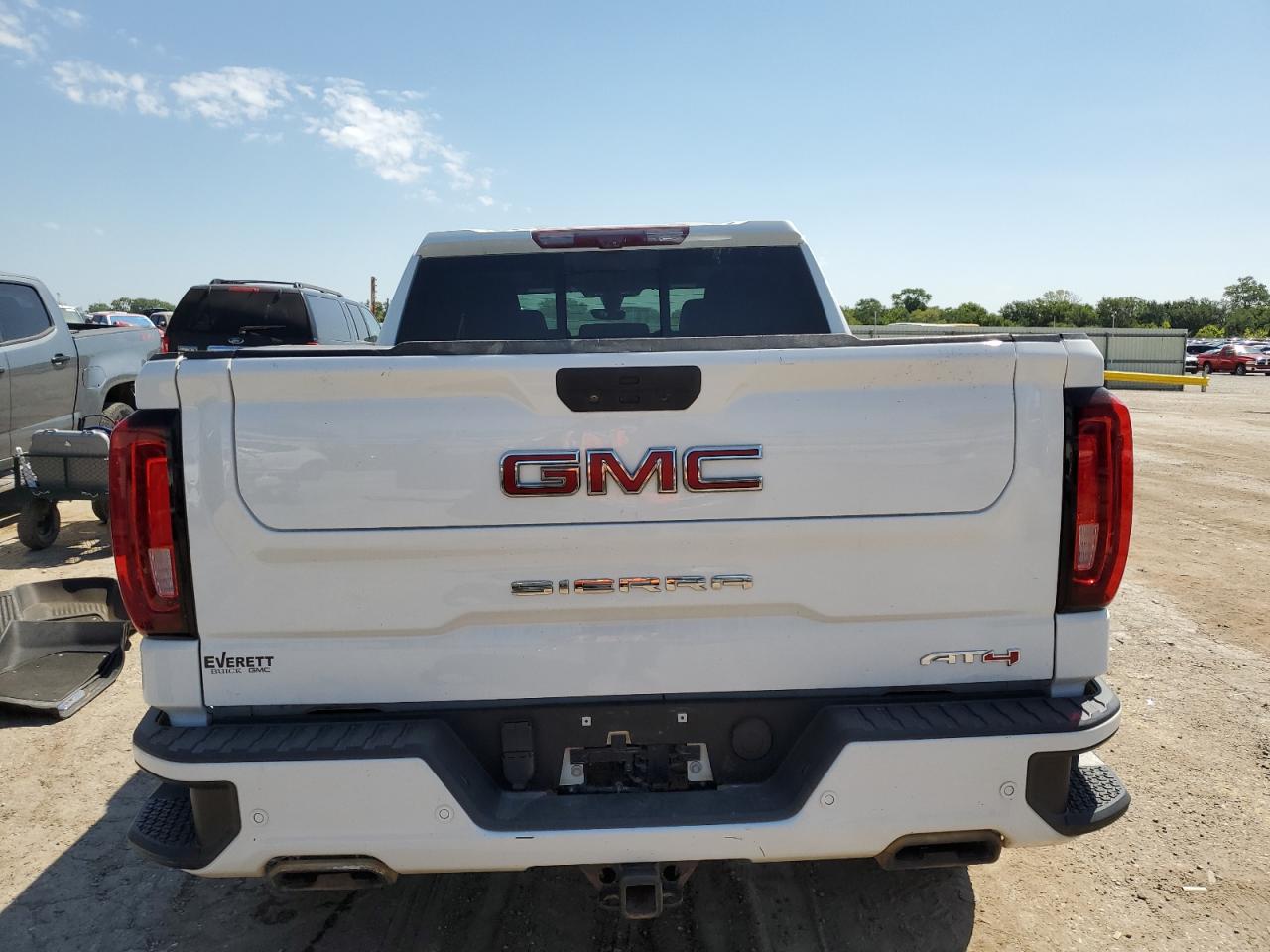 GMC SIERRA 1500 K1500 AT4