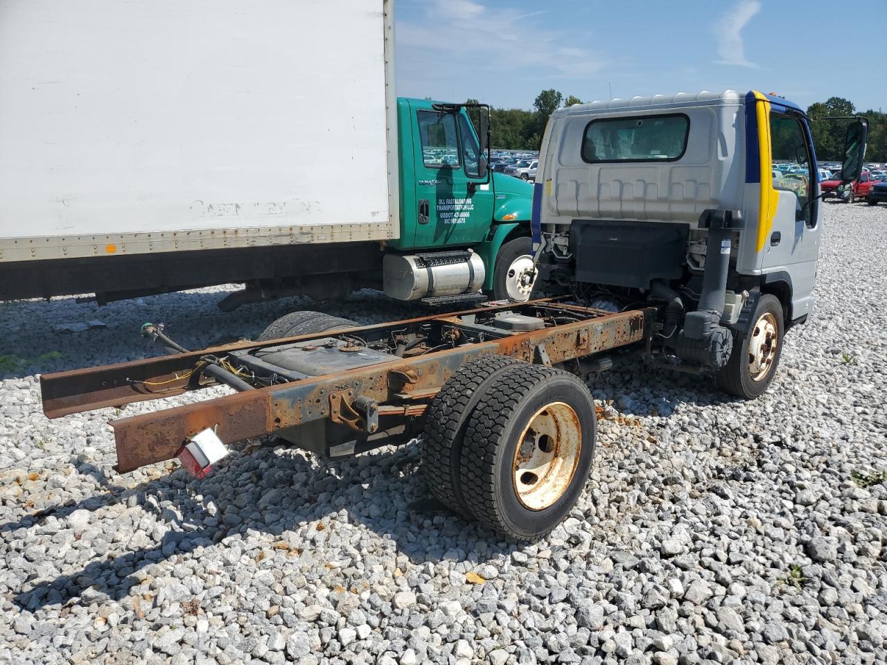 Lot #3281525695 2007 ISUZU NQR