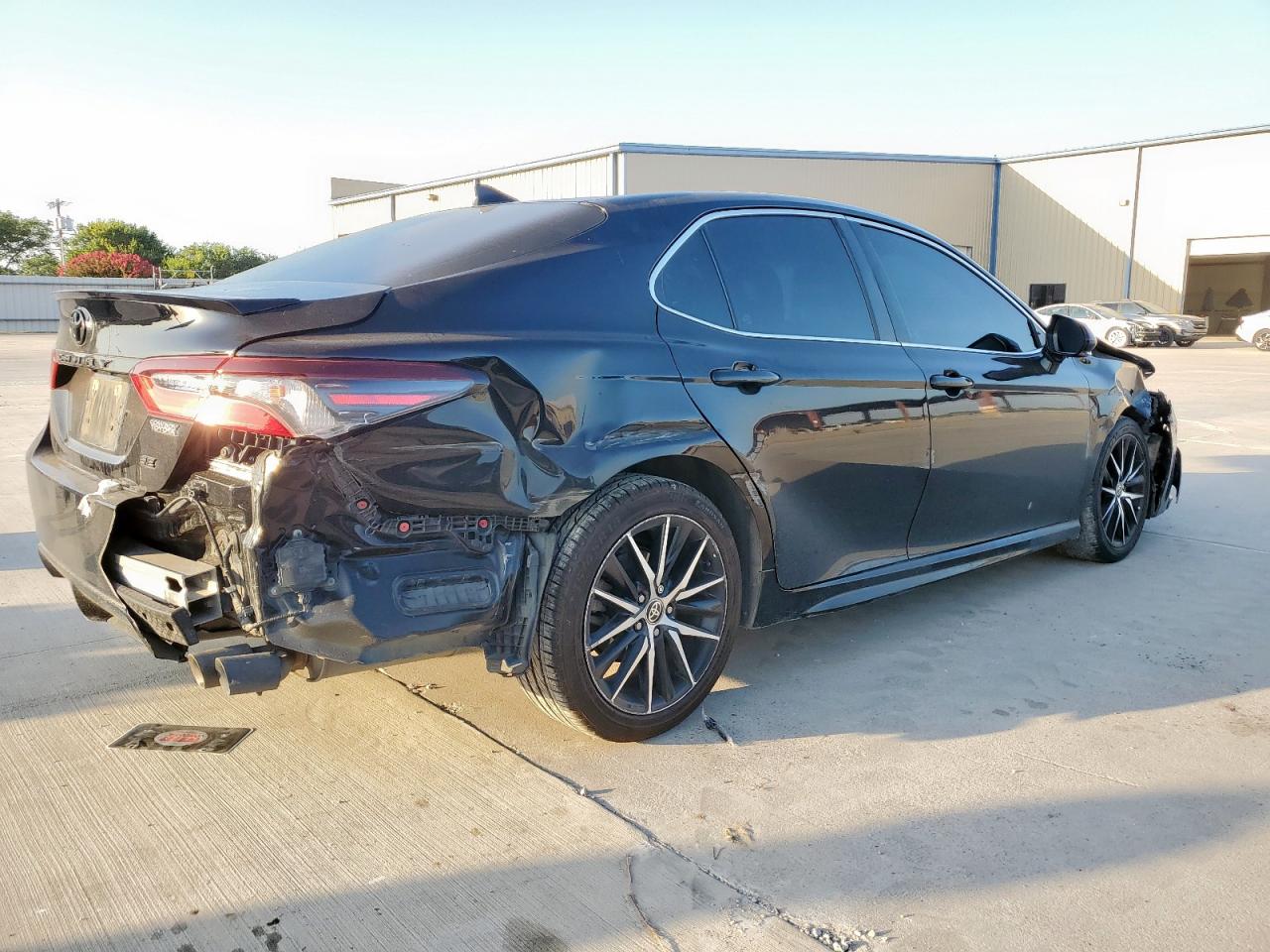 Lot #3309291646 2021 TOYOTA CAMRY SE