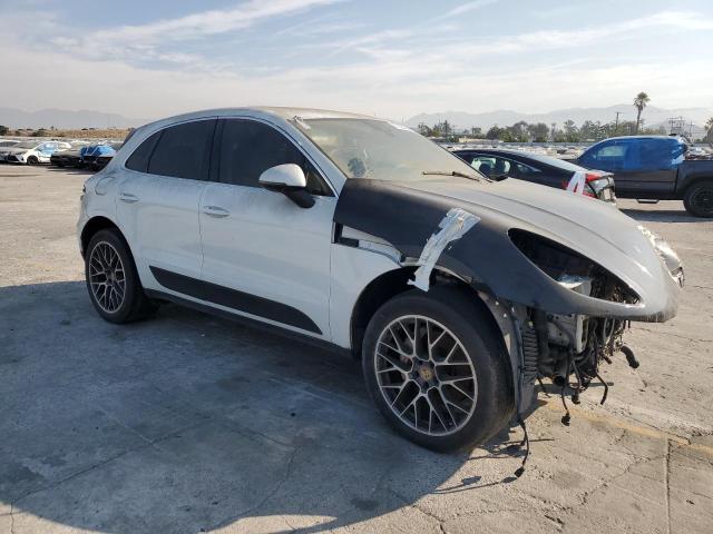 2016 PORSCHE MACAN S WP1AB2A50GLB40142