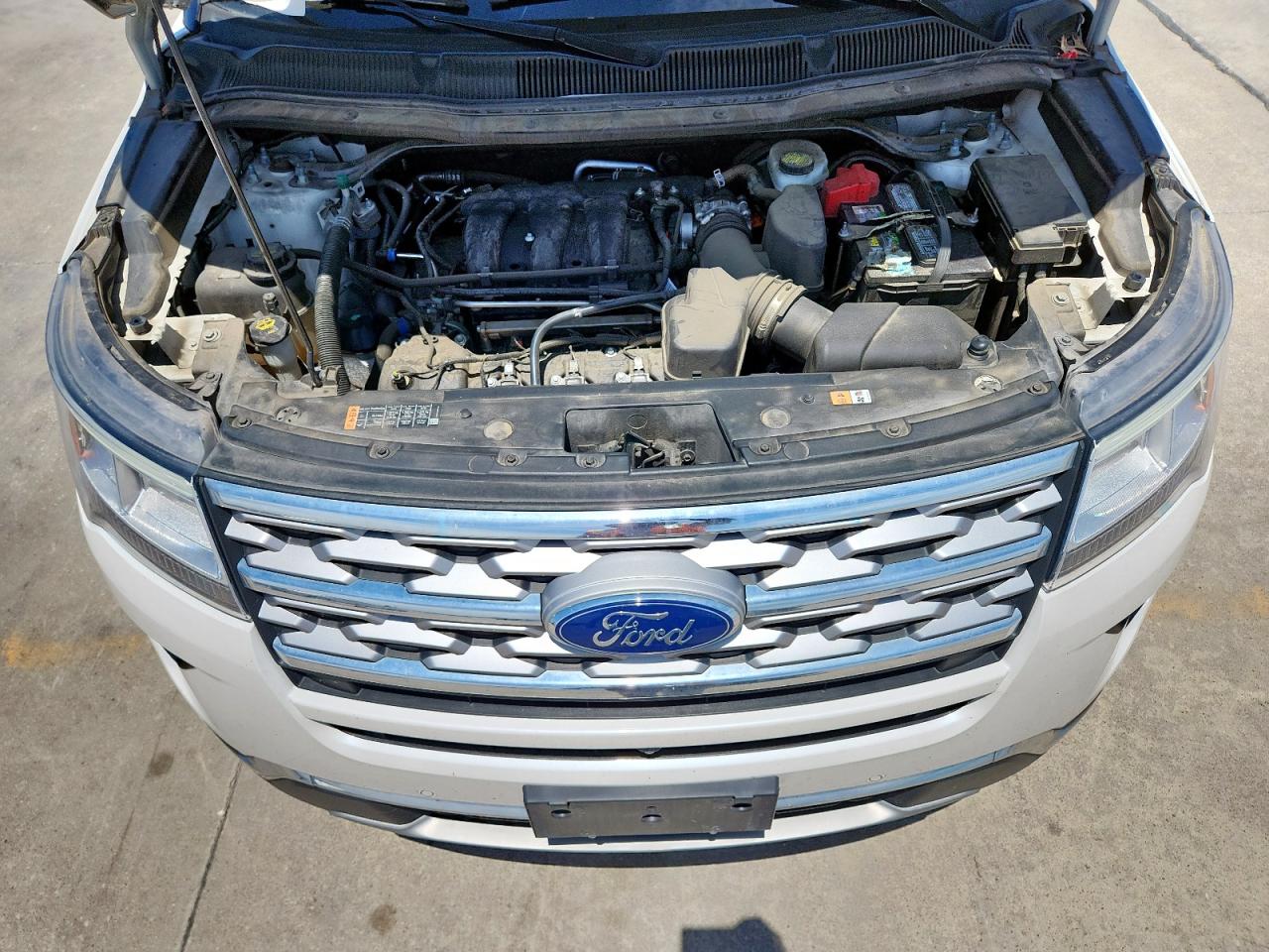 FORD EXPLORER LIMITED