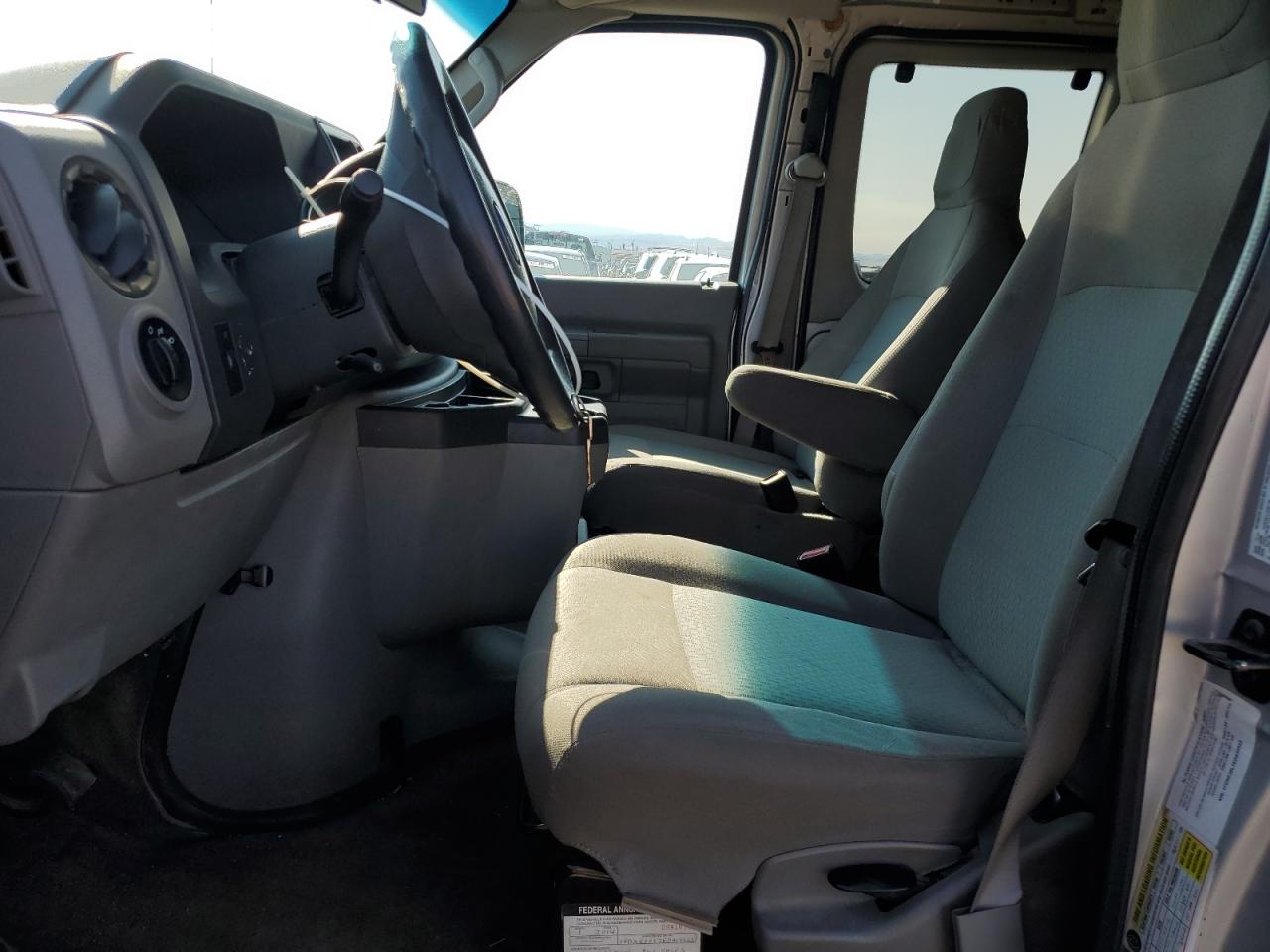 FORD ECONOLINE E350 SUPER DUTY WAGON