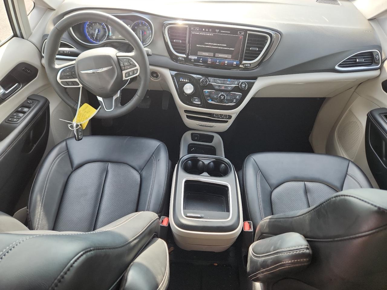 CHRYSLER PACIFICA TOURING L