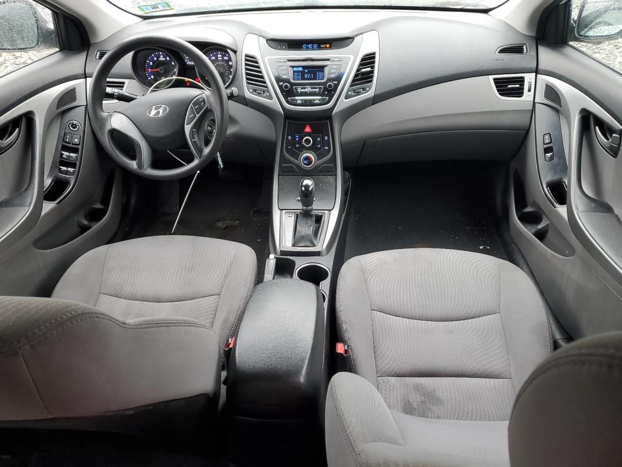 Lot #3318949916 2016 HYUNDAI ELANTRA SE