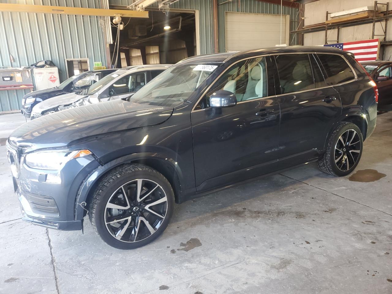 VOLVO XC90 T6 MOMENTUM