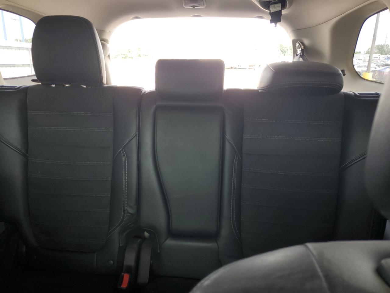 MITSUBISHI OUTLANDER SE