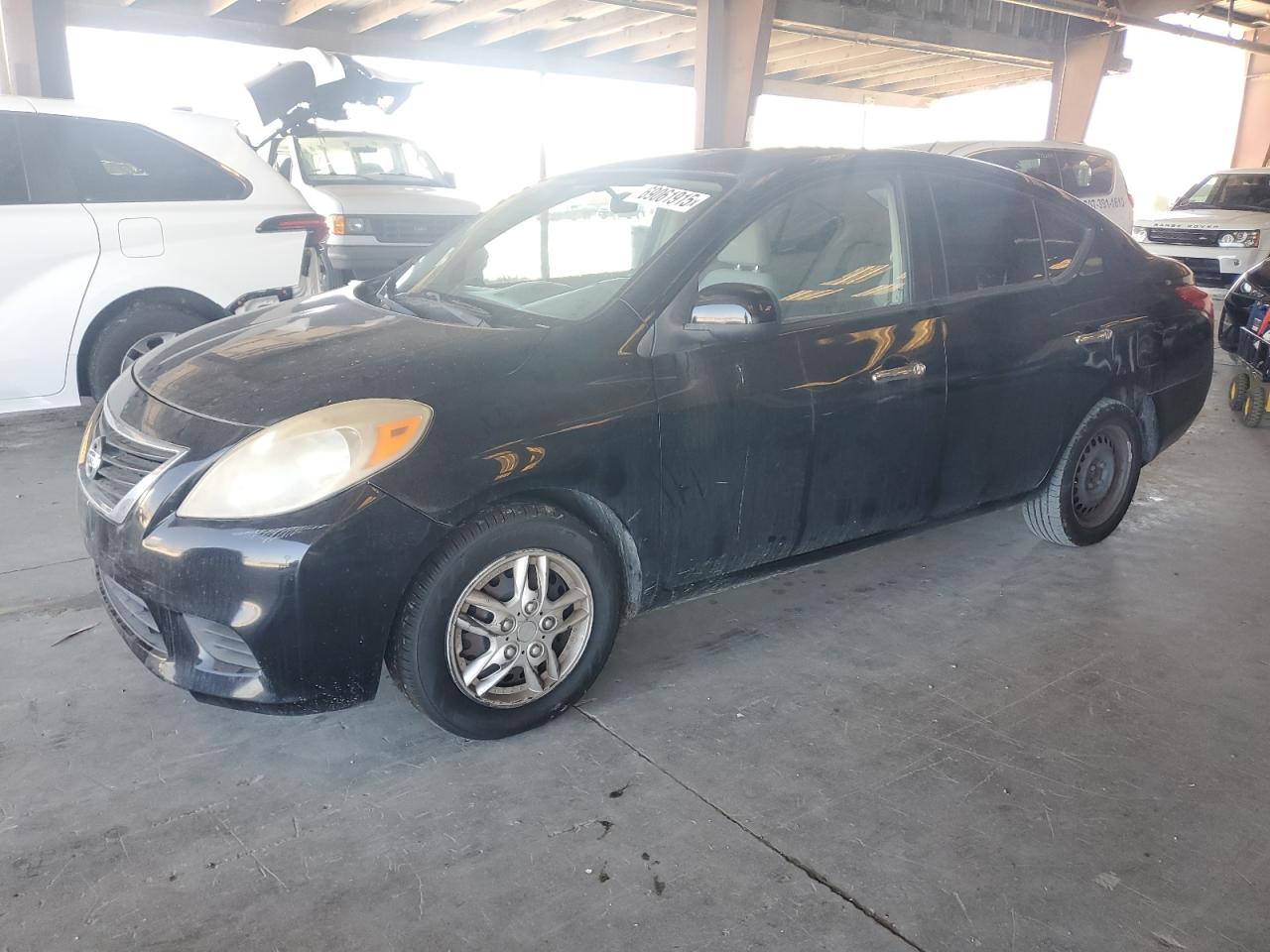 NISSAN VERSA S