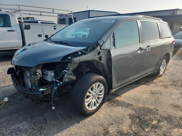2012 TOYOTA SIENNA XLE - 5TDYK3DC8CS176816