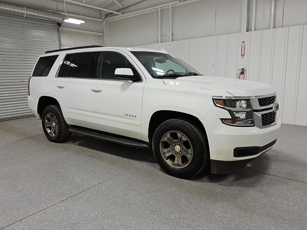 CHEVROLET TAHOE C1500 LS