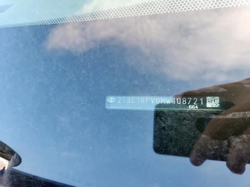 2021 TOYOTA RAV4 XLE P 2T3C1RFV0MW108721