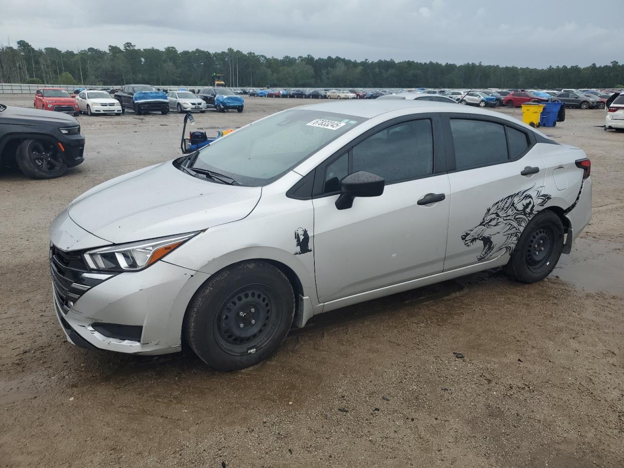 NISSAN VERSA S