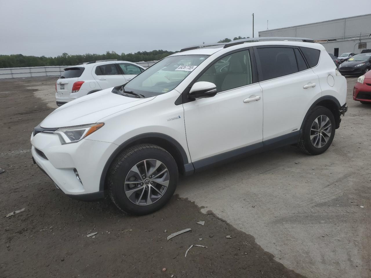 TOYOTA RAV4 LE