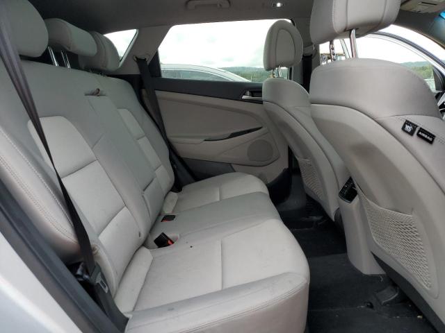 2018 HYUNDAI TUCSON VAL KM8J33A28JU749938