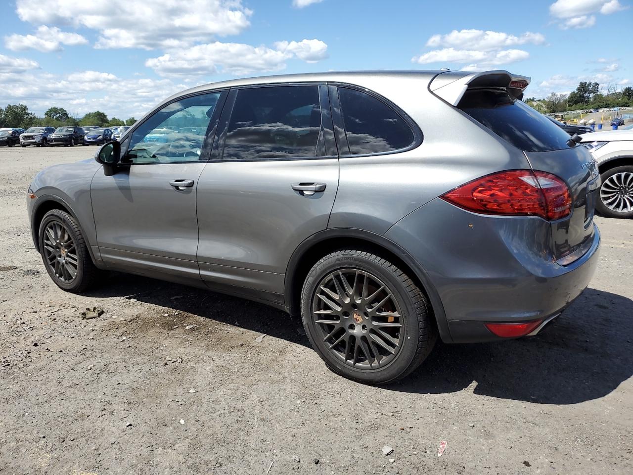 PORSCHE CAYENNE