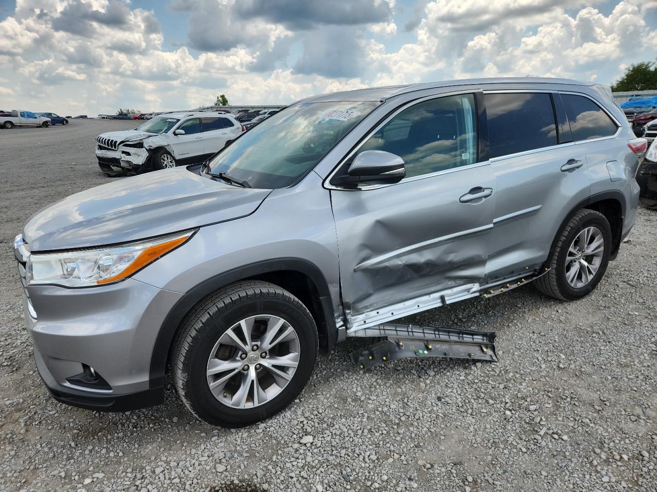 TOYOTA HIGHLANDER XLE