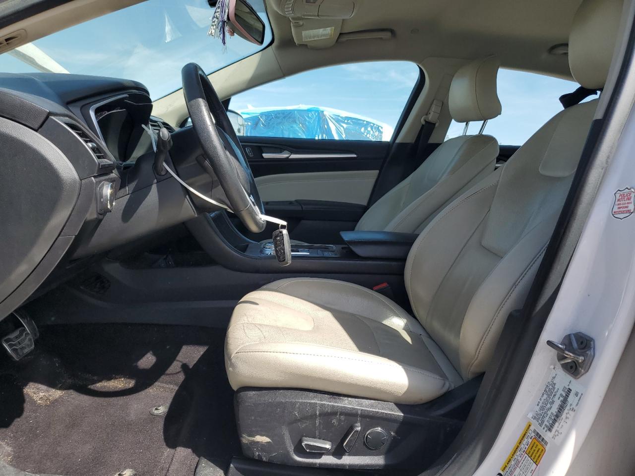 FORD FUSION TITANIUM HEV