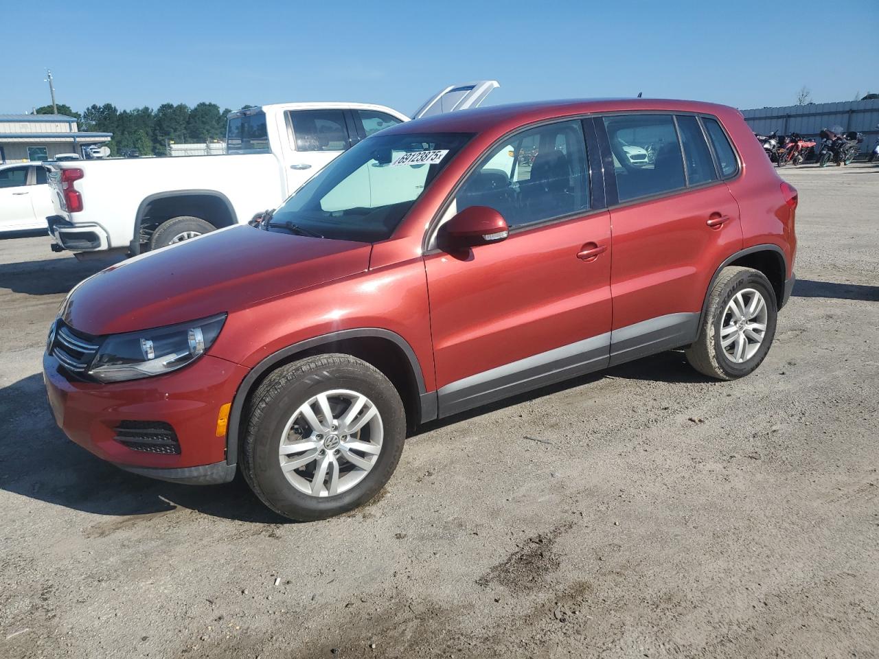 VOLKSWAGEN TIGUAN S