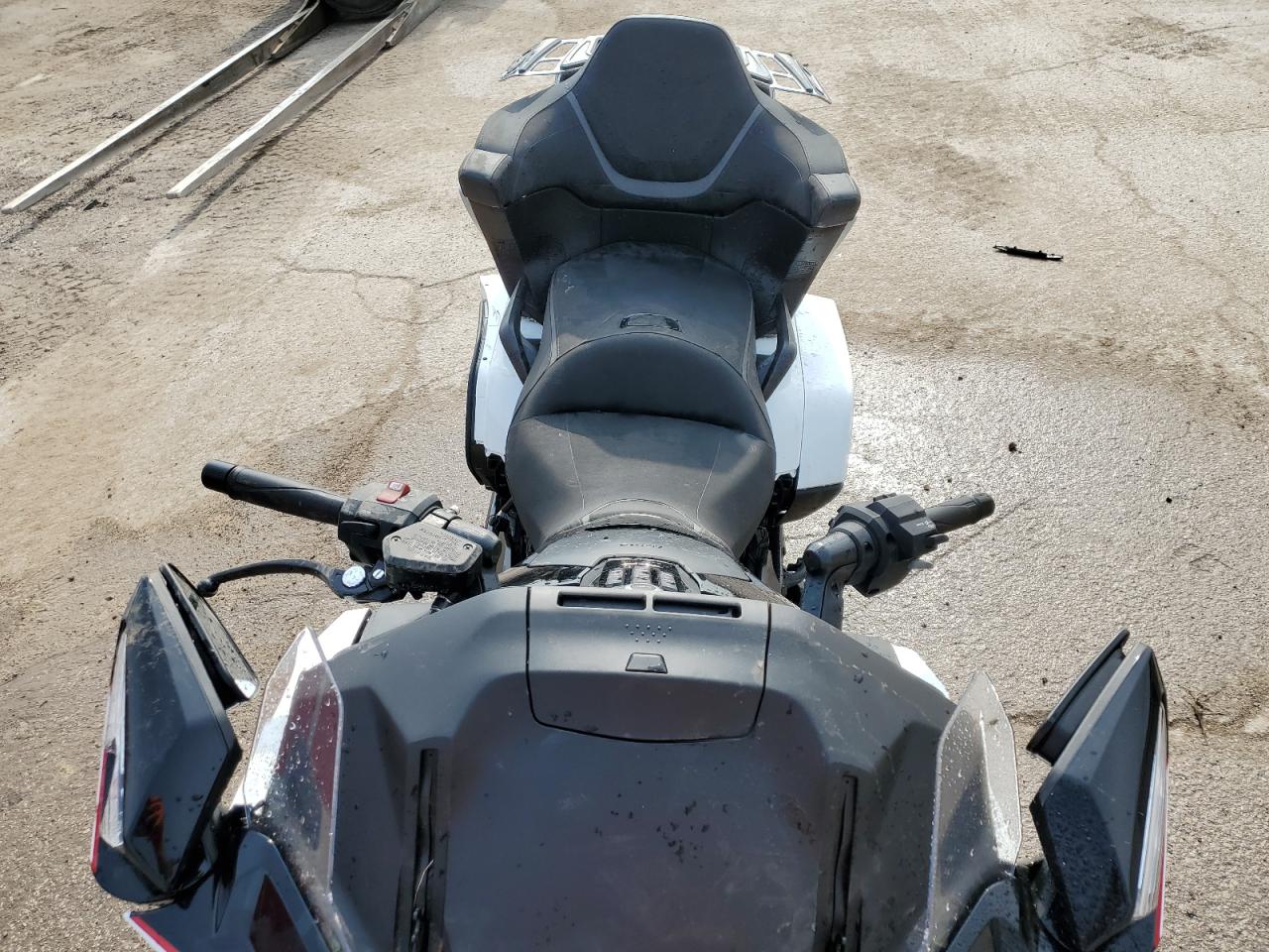 Lot #3298191032 2024 HONDA GL1800 D