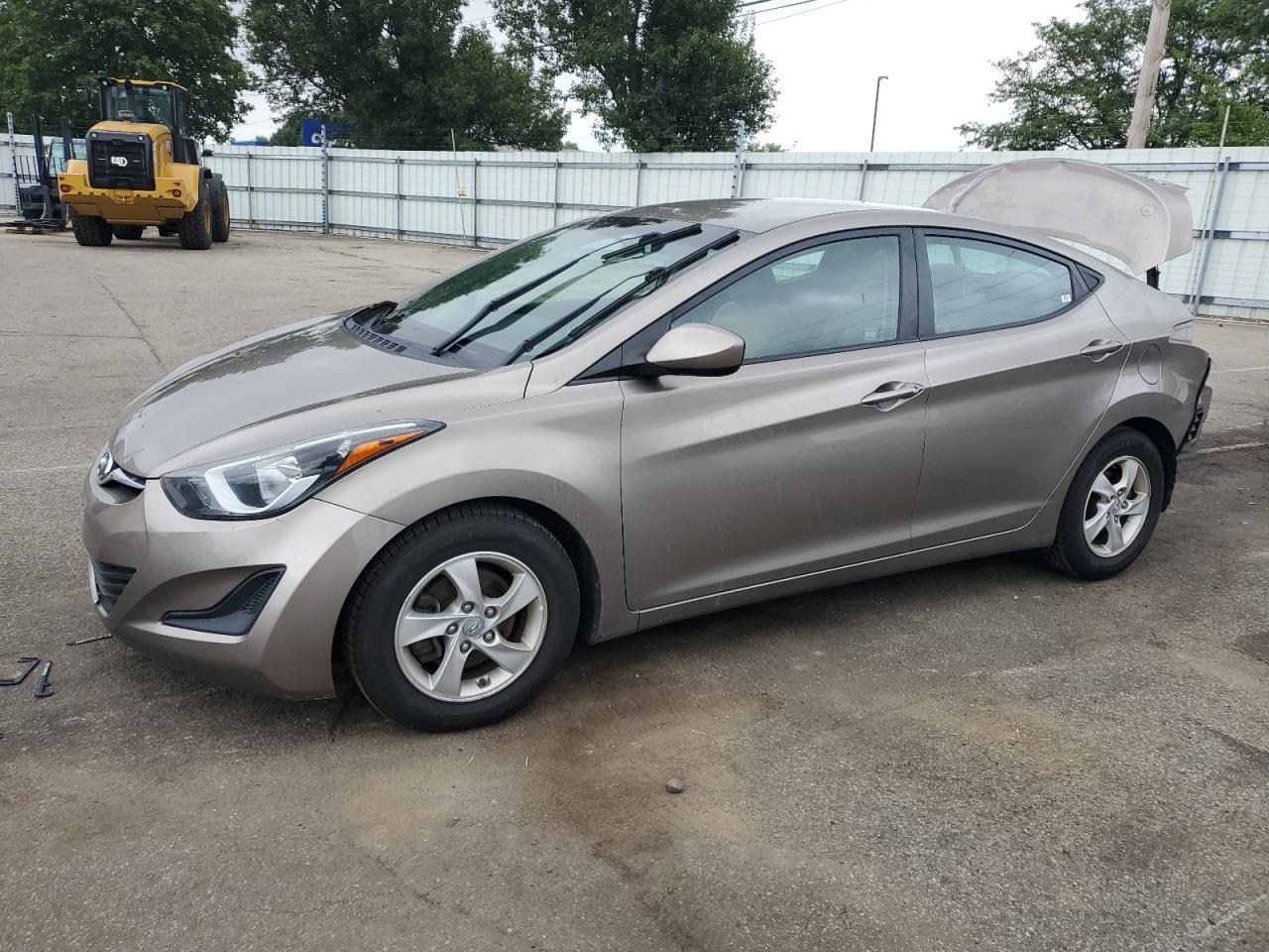 HYUNDAI ELANTRA SE