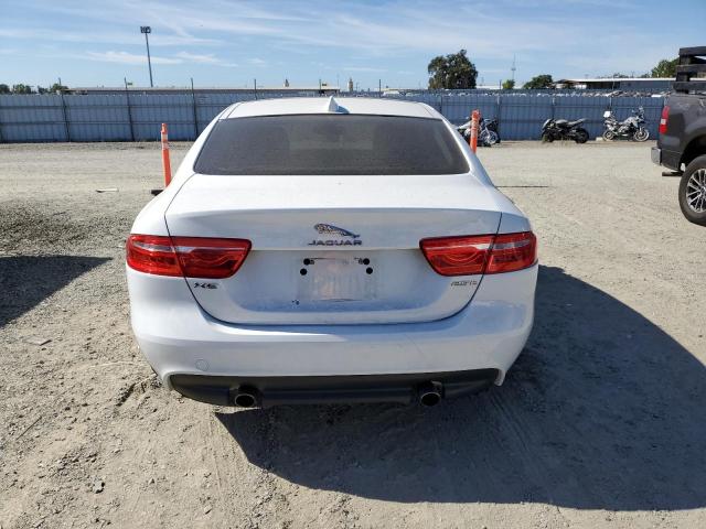 2018 JAGUAR XE SAJAR4FX8JCP33842