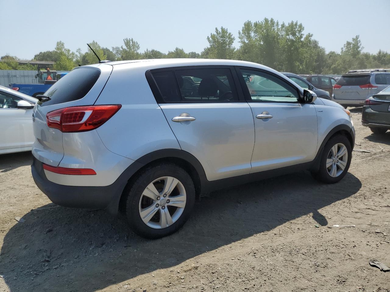 KIA SPORTAGE LX
