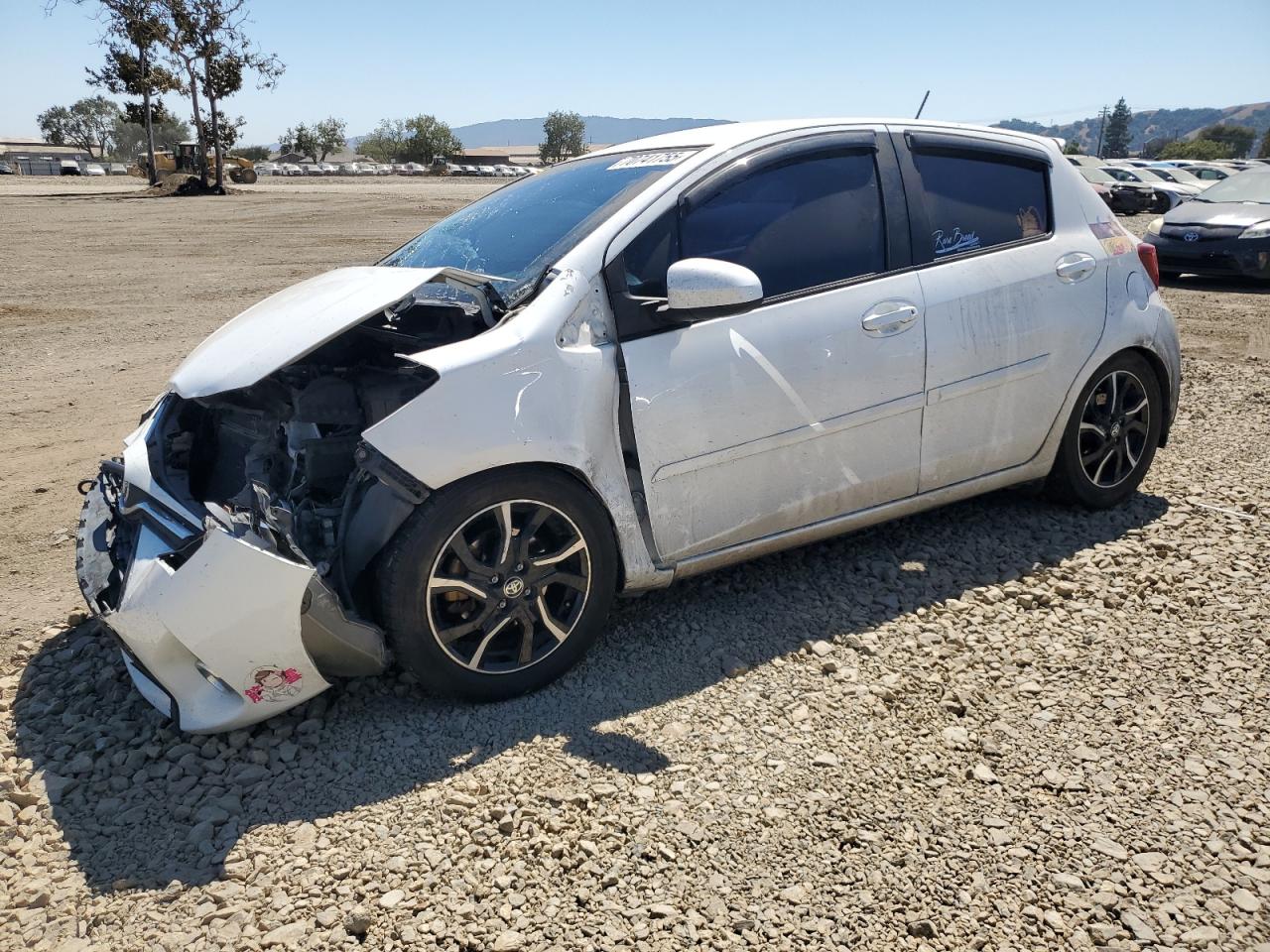TOYOTA YARIS L