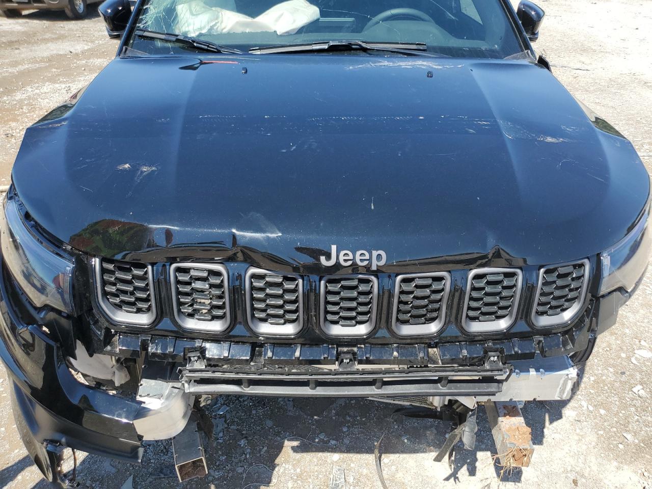 JEEP COMPASS LATITUDE