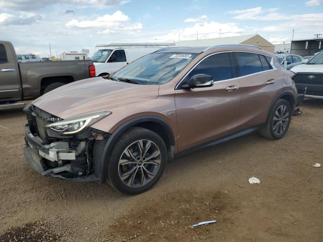 INFINITI QX30 BASE