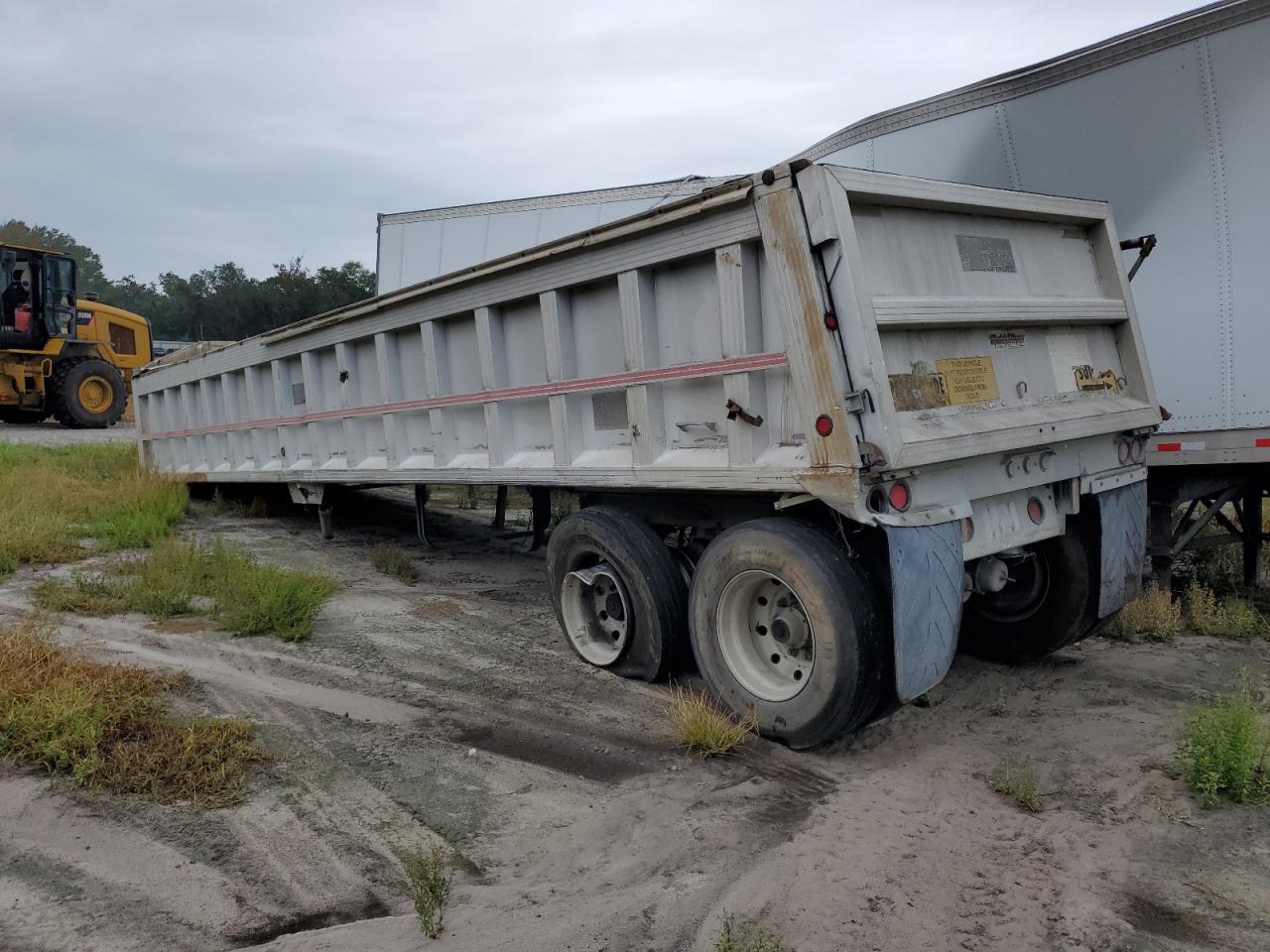 Lot #3297102492 1995 TRAV DUMP TRAIL